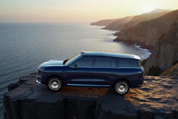 智己LS9正式开启预售 价格34.99万起