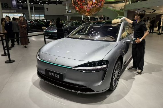 2025广州车展：新款享界S9正式亮相