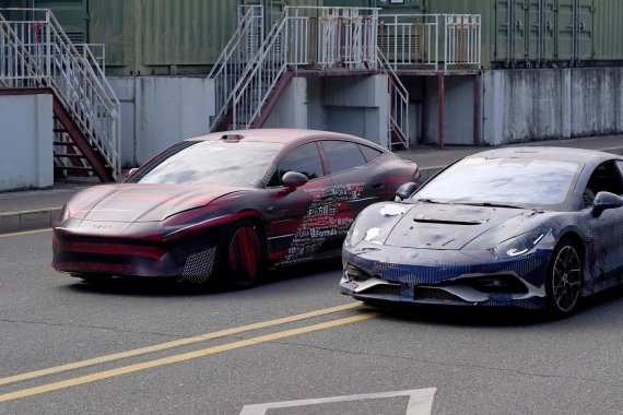 方程豹首款轿车最新谍照 或共享腾势Z三电技术