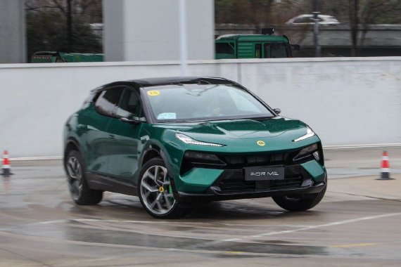 性能武装到牙齿 体验试驾全新莲花For Me