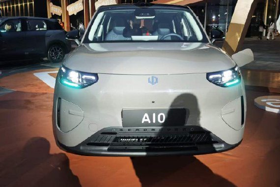 售价6.58-8.68万元 零跑A10正式上市