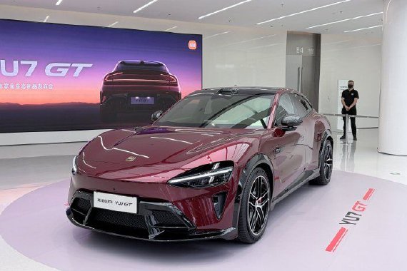 小米YU7家族重磅进化 标准版23.35万 GT38.99万起
