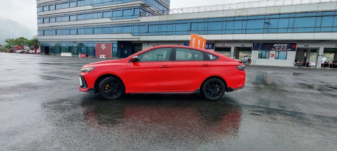 10万块就能享受驾驶乐趣？吉利缤瑞COOL有这么神吗？