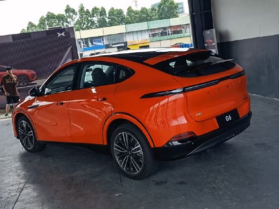 小鹏G6能不能买？提车使用4个月，媳妇都说好！