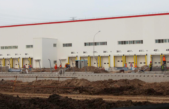 特斯拉上海超级工厂获准生产 国家电网已开始供电