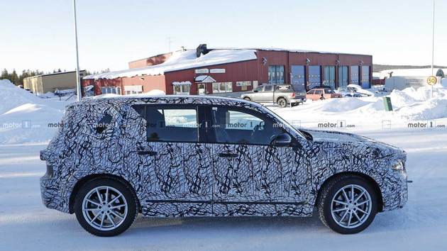 奔驰EQB路试谍照曝光 或与GLB同平台