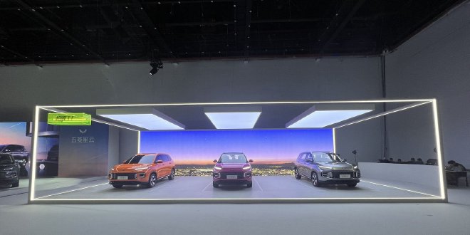 争当燃油模范生 静态体验五菱星云