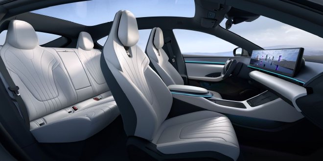 极越CEO称极越07是未来20年最好看的轿车 你觉得呢？