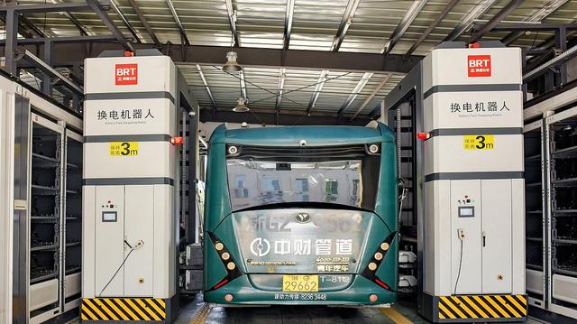 公共领域车辆全面电动化试点启动：网约车平台积极响应 充换电服务商迎发展良机