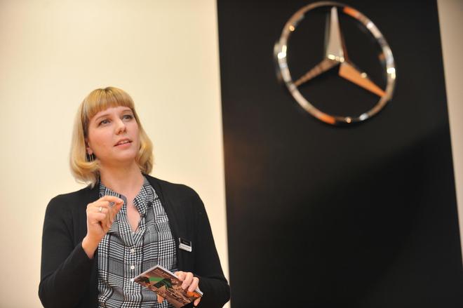 03. 梅赛德斯-奔驰乘用车中国研发中心中国市场洞察与产品概念部负责人史蔼玲女士