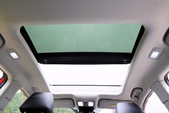 北汽幻速S6正式上市 售7.98-11.68万元