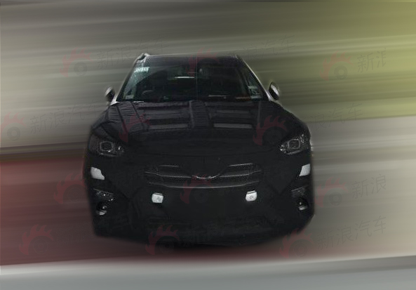 多项配置升级 北京现代改款新胜达谍照