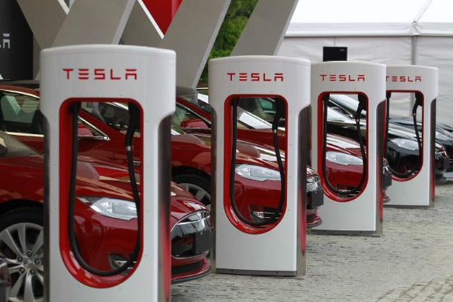 新国标年底出台 特斯拉提前布局充电网络