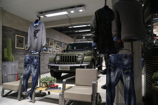 中国最酷Jeep城市展厅参观