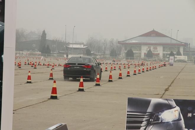 全新CROWN皇冠2.0T+挑“T”试驾会开启