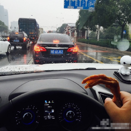 “开车慢一点”！天王秀恩爱，我给满分！