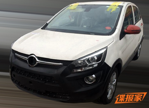 预计2016年发布北汽绅宝X25电动版谍照