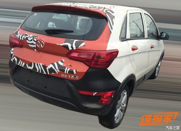 预计2016年发布北汽绅宝X25电动版谍照