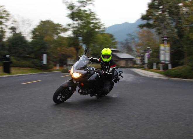 “培”你解惑：“朴实的毒品”铃木DL650