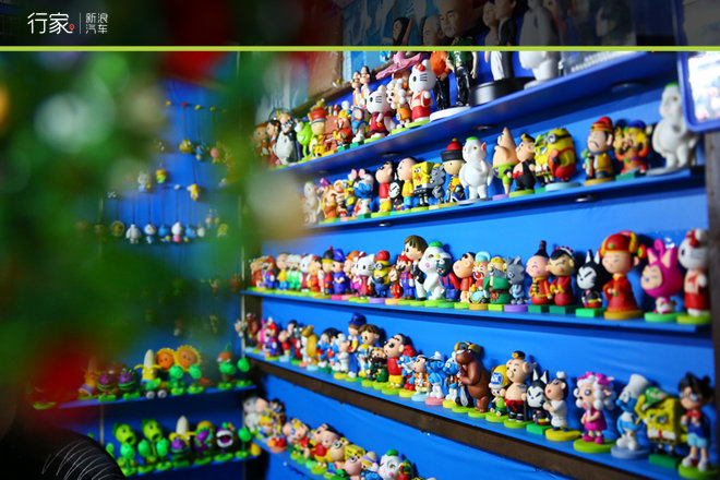 难得的清闲周末 江南古镇偶遇小黄鸭