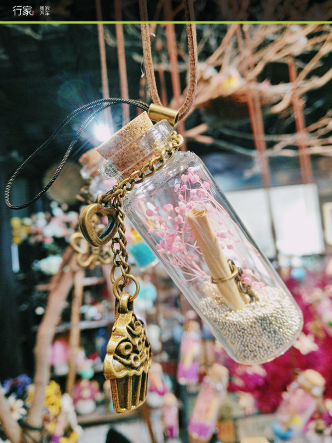 难得的清闲周末 江南古镇偶遇小黄鸭