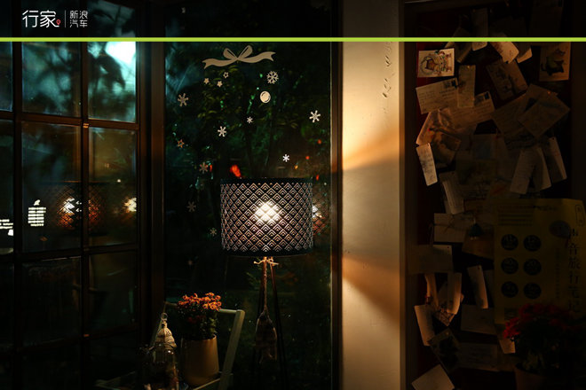 难得的清闲周末 江南古镇偶遇小黄鸭