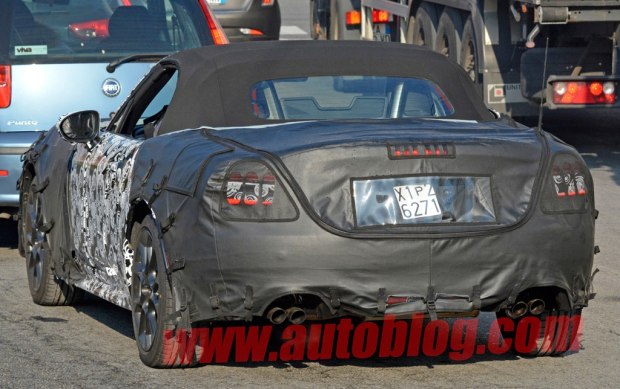 菲亚特124 Spider Abarth版谍照曝光