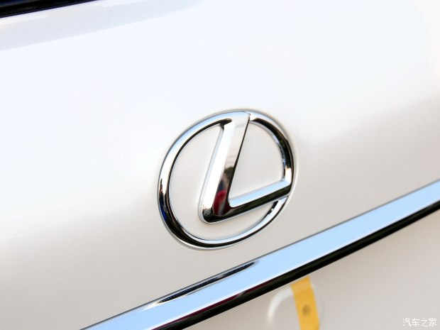基于丰田Hilux打造 雷克萨斯考虑推皮卡