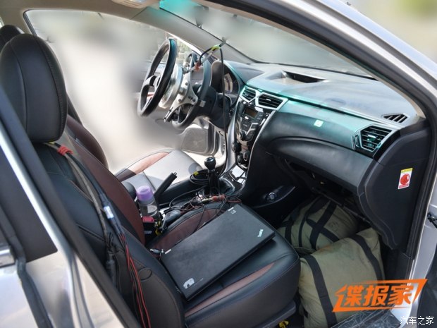 外观造型变化较明显 比亚迪新款F3谍照