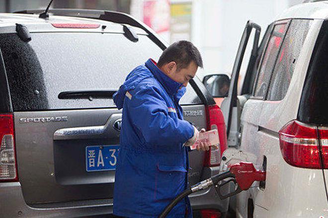 国际较去年跌超66% 国内油价有望四连跌