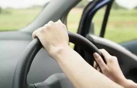 你的驾照可在阿联酋用了