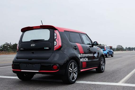 现代和起亚要用自动驾驶抢CES头条