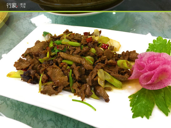 滚蛋吧雾霾君！乌兰布统雪原去撒欢好不？