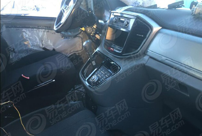 江淮瑞风M4实车曝光 现款瑞风继任者