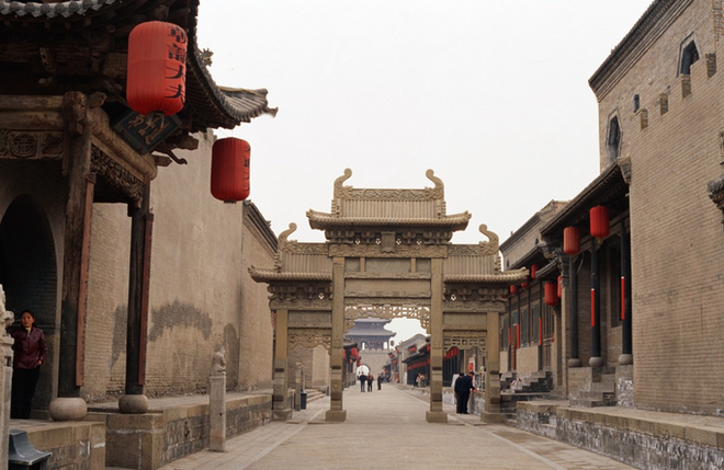 常家大院人口_乔家大院图片