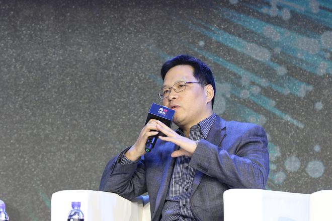 东风乘用车公司销售部部长 李炜