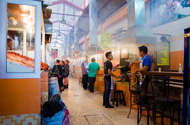 自驾|除了街头甲壳虫 墨西哥人最爱炸昆虫