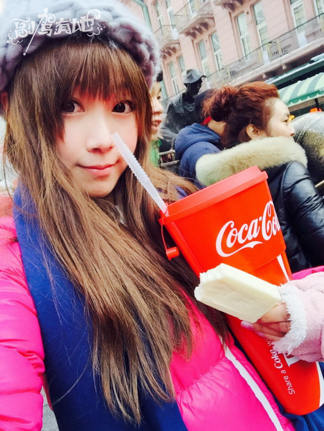 甜美女孩与男闺蜜激情自驾冰雪哈尔滨 