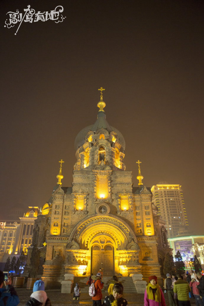 甜美女孩与男闺蜜激情自驾冰雪哈尔滨 