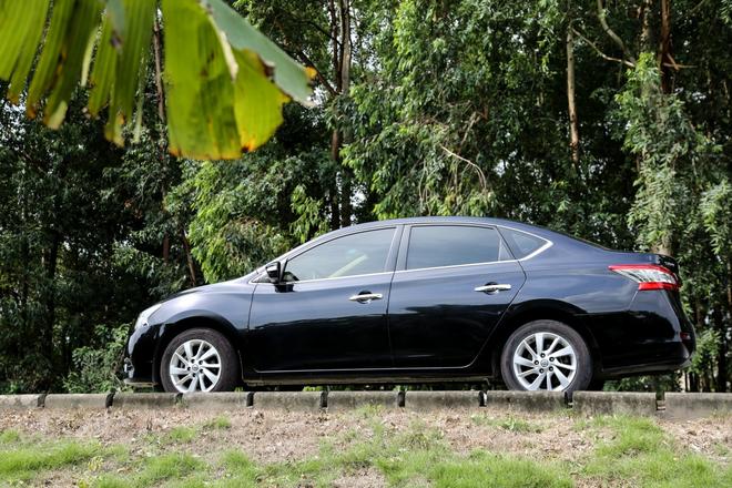 轩逸2015年破35万  豪揽6项单月销量冠军