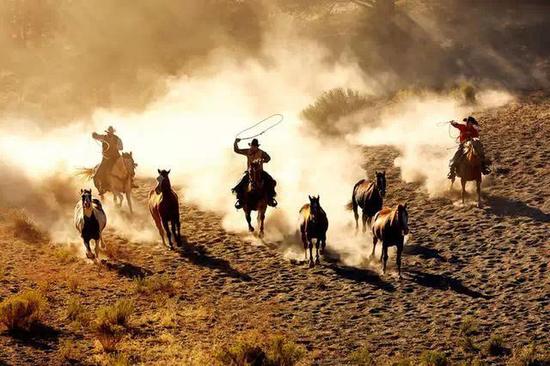 惊人神似！中国109国道VS美国66号公路