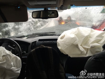 赵传遭遇车祸现场惨烈 回应称目前已无大碍