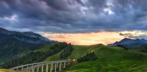 赛果高速，一条美到你心碎的自驾路！