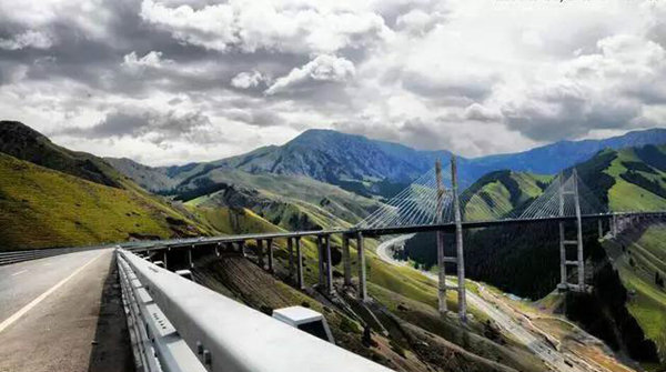 赛果高速，一条美到你心碎的自驾路！