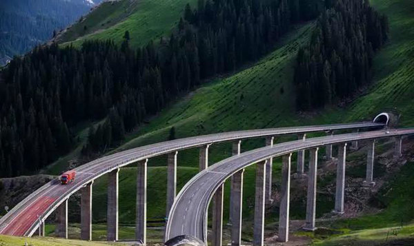 赛果高速，一条美到你心碎的自驾路！