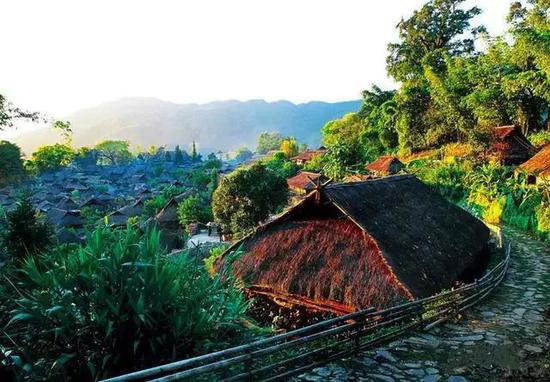 没欣赏过这些美景 你就没自驾过云南