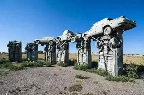 全球九大奇葩景点 你敢自驾去挑战么？