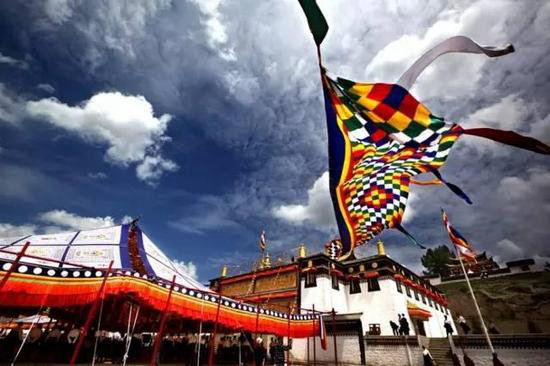 美成这样像话么？今年最值得自驾去的风景