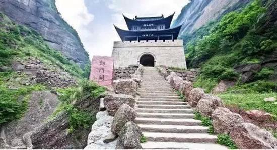 环游世界玩不起？去趟四川就足够了！