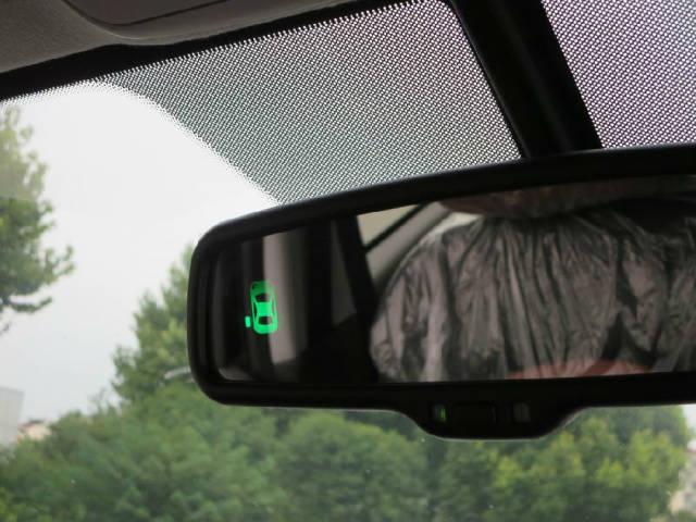 颠覆你调节后视镜的方法！知道了会很牛